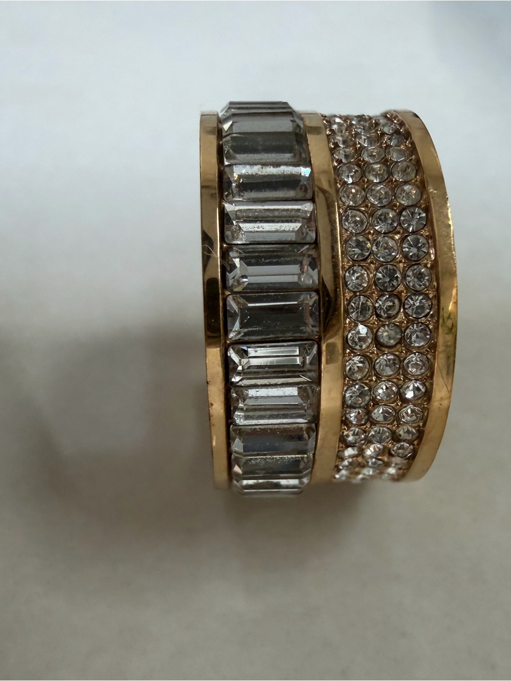 Henri Bendel ring